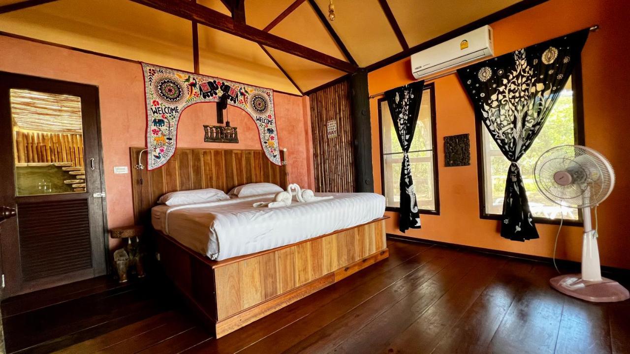 Pp Land Beach Eco Resort Koh Phayam Eksteriør bilde